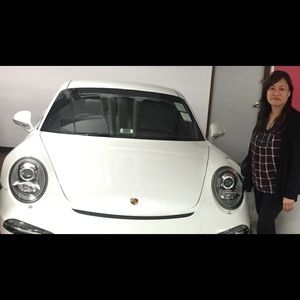 Meet your Posher, Eliza